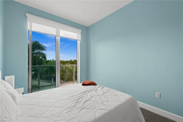 3000 Oasis Grand Blvd 401, Fort Myers, Florida 33916