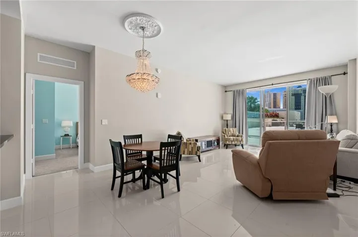 3000 Oasis Grand Blvd 401, Fort Myers, Florida 33916