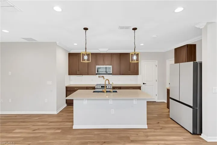 17930  Saddle  RD, Punta Gorda, FL 33982