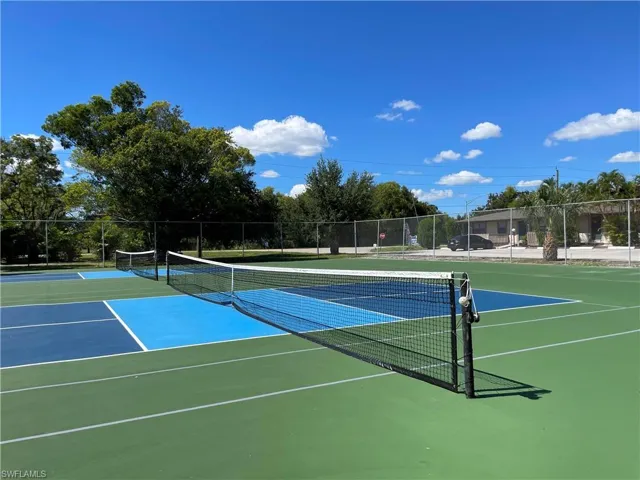 6184  Michelle  WAY, Fort Myers, FL 33919