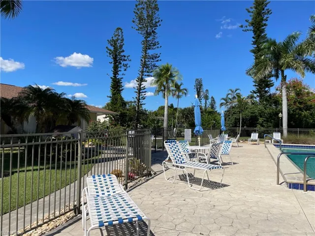 6184  Michelle  WAY, Fort Myers, FL 33919