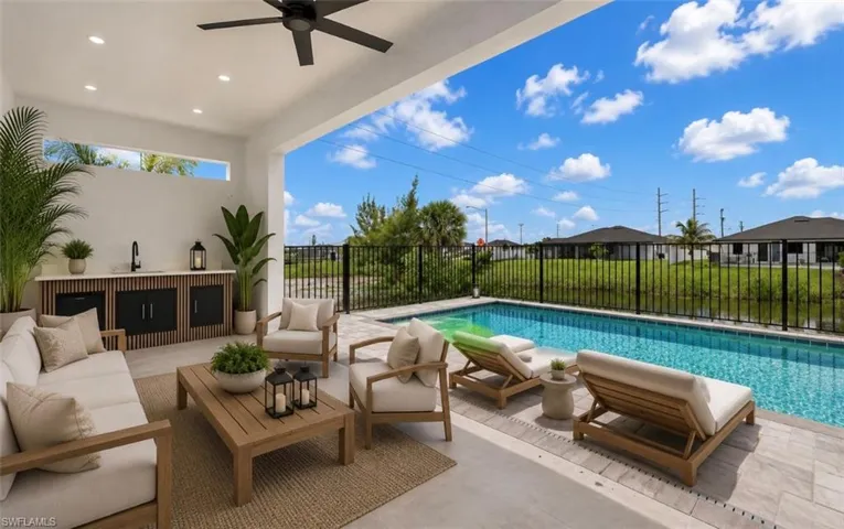 6 Nw 9th St, Cape Coral, Florida 33993