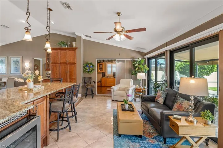 2721 Gleason Pkwy, Cape Coral, Florida 33914