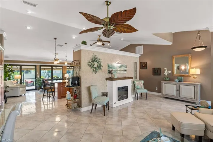 2721 Gleason Pkwy, Cape Coral, Florida 33914