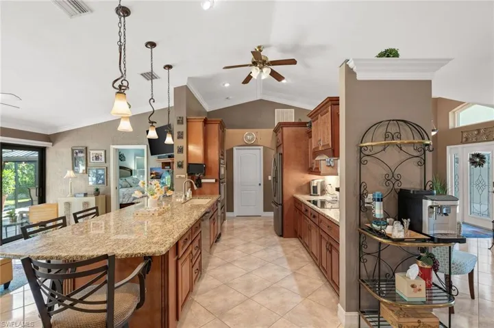 2721 Gleason Pkwy, Cape Coral, Florida 33914