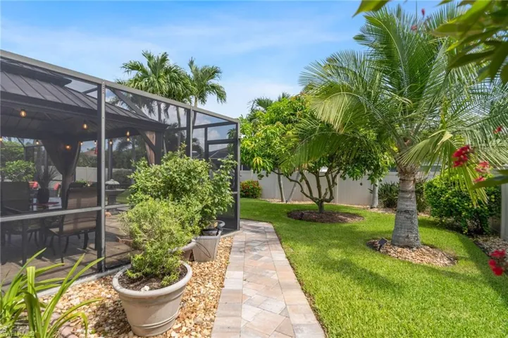 2721 Gleason Pkwy, Cape Coral, Florida 33914