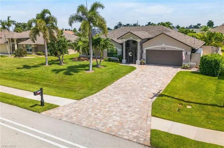 2721 Gleason Pkwy, Cape Coral, Florida 33914