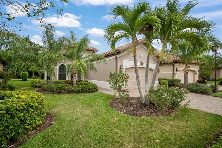 6541  Roma  WAY, Naples, FL 34113
