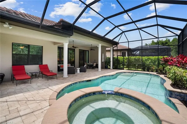 6541  Roma  WAY, Naples, FL 34113