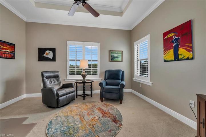 Additional guest room being used as art studio by current owner.