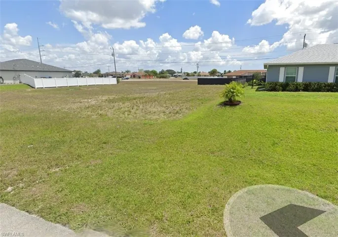 338 Ne 24th Ter, Cape Coral Fl 33909