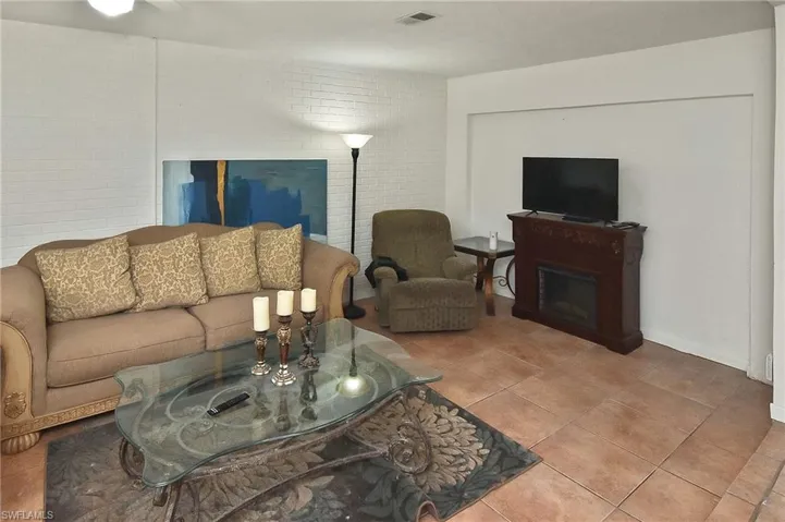 4914  3rd W ST, Lehigh Acres, FL 33971