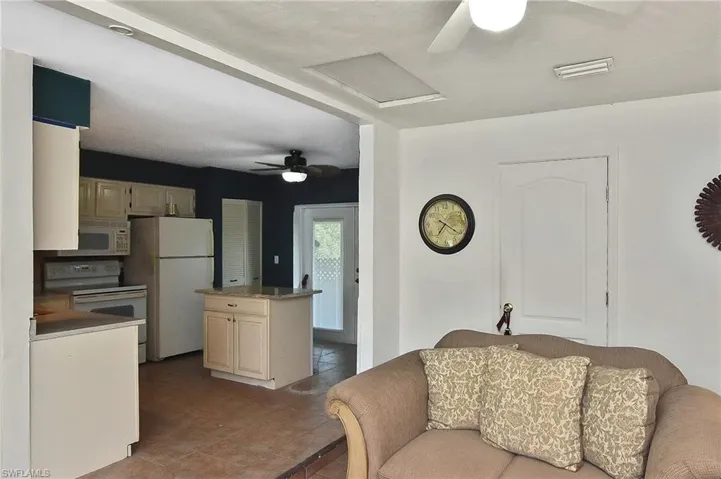 4914  3rd W ST, Lehigh Acres, FL 33971