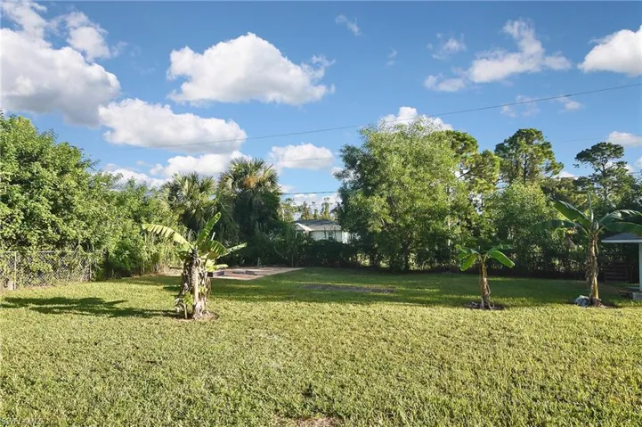 4914  3rd W ST, Lehigh Acres, FL 33971