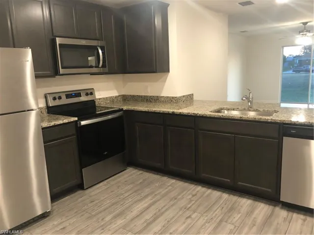 36 Nw 26th St, Cape Coral, Florida 33993