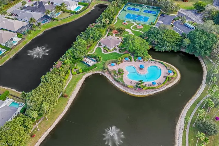 7022 Lone Oak Blvd, Naples, Florida 34109