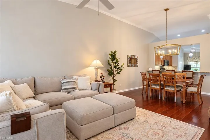 7022 Lone Oak Blvd, Naples, Florida 34109