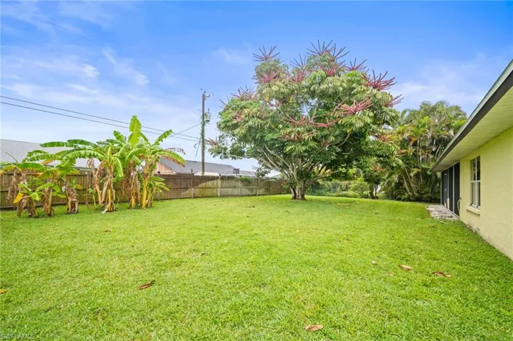 210 Ne 10th Ave, Cape Coral, Florida 33909
