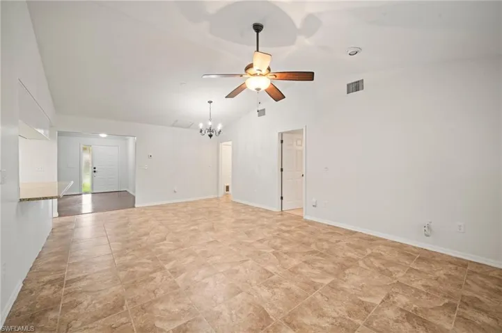 210 Ne 10th Ave, Cape Coral, Florida 33909