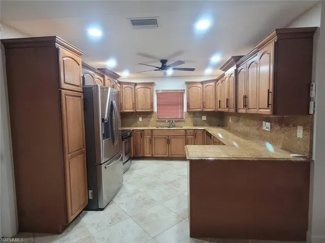 1124 Se 4th St, Cape Coral, Florida 33990