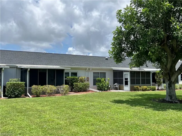 6841  Sandtrap  DR, Fort Myers, FL 33919