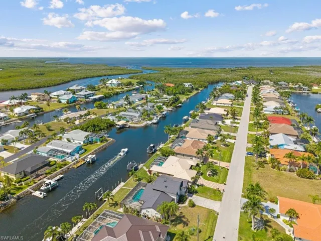 5400 Almar Dr, Punta Gorda, Florida 33950
