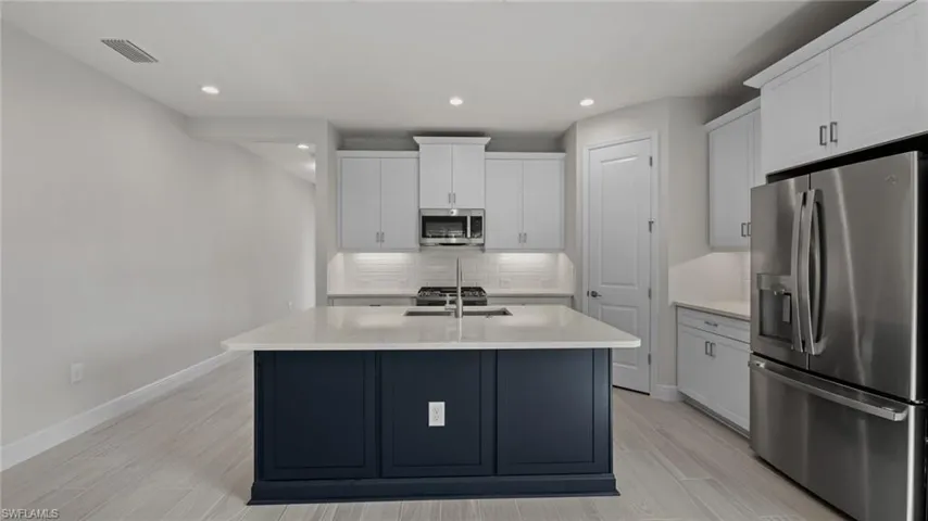 17828  Summerland Key  DR, Fort Myers, FL 33908