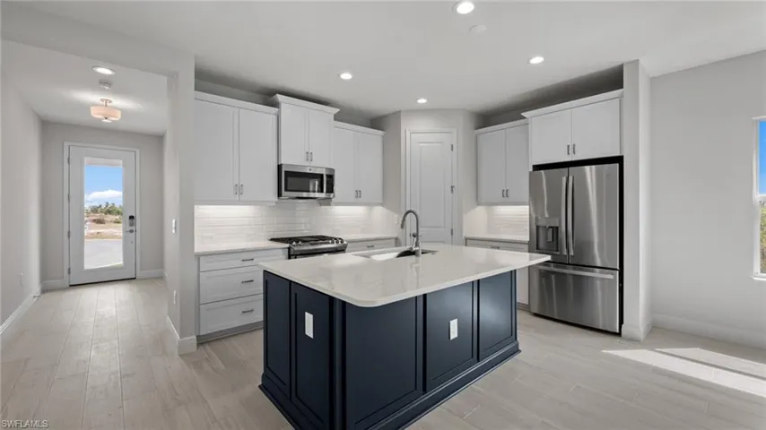 17828  Summerland Key  DR, Fort Myers, FL 33908