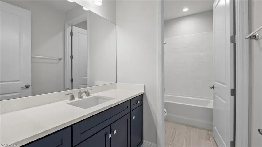 17828  Summerland Key  DR, Fort Myers, FL 33908
