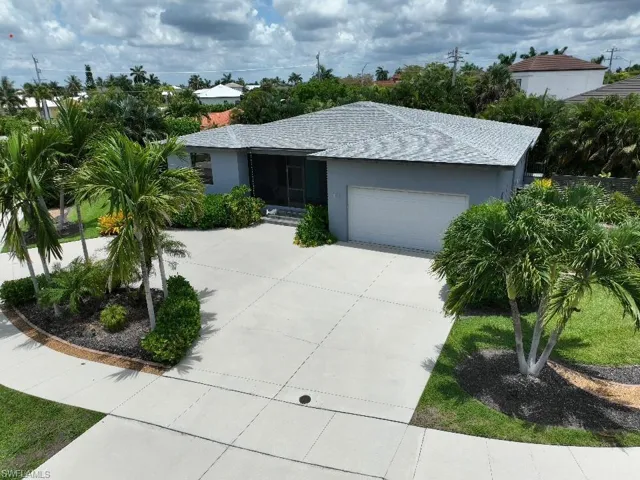 111 Bahama Ave, Marco Island, Florida 34145