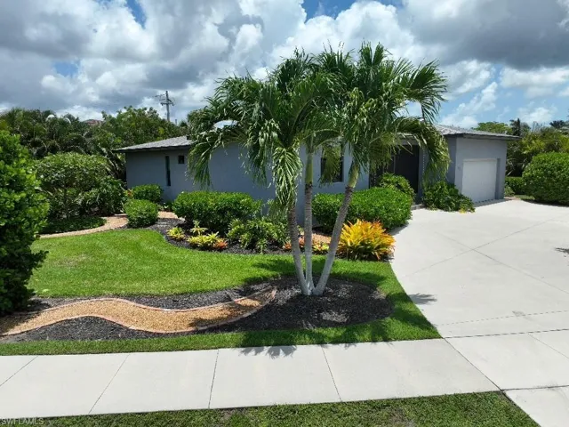 111 Bahama Ave, Marco Island, Florida 34145
