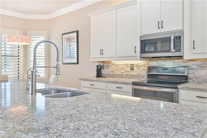 11663  Oakwood Preserve  PL, Fort Myers, FL 33913