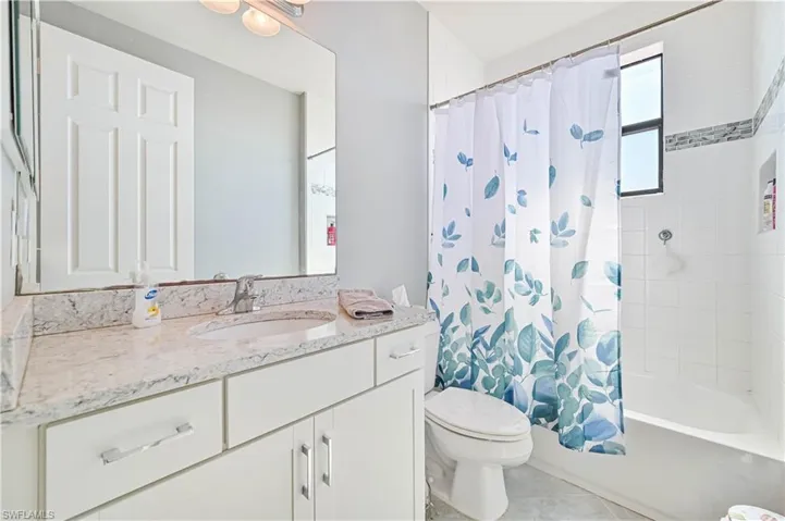 11663  Oakwood Preserve  PL, Fort Myers, FL 33913
