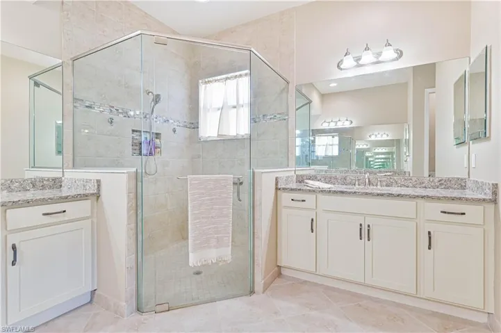 11663  Oakwood Preserve  PL, Fort Myers, FL 33913
