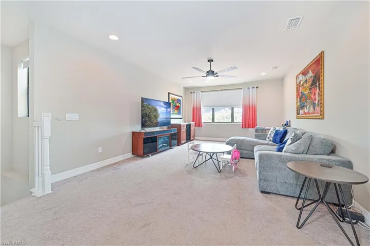11663  Oakwood Preserve  PL, Fort Myers, FL 33913