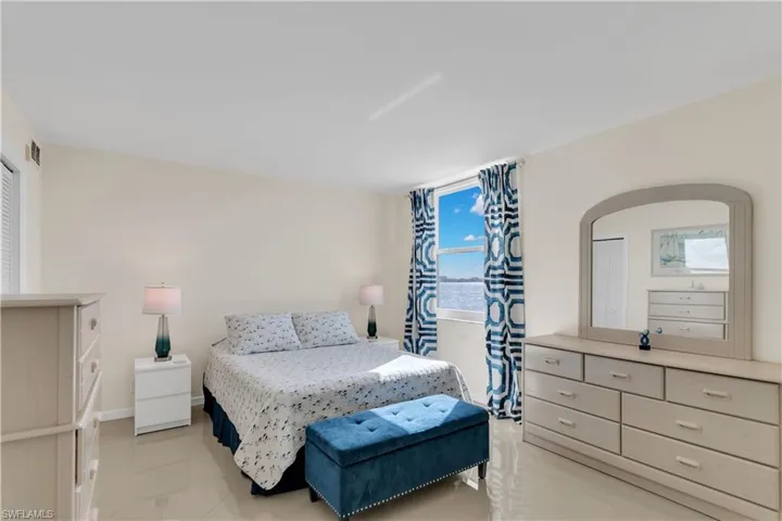 3460 N Key  DR, North Fort Myers, FL 33903