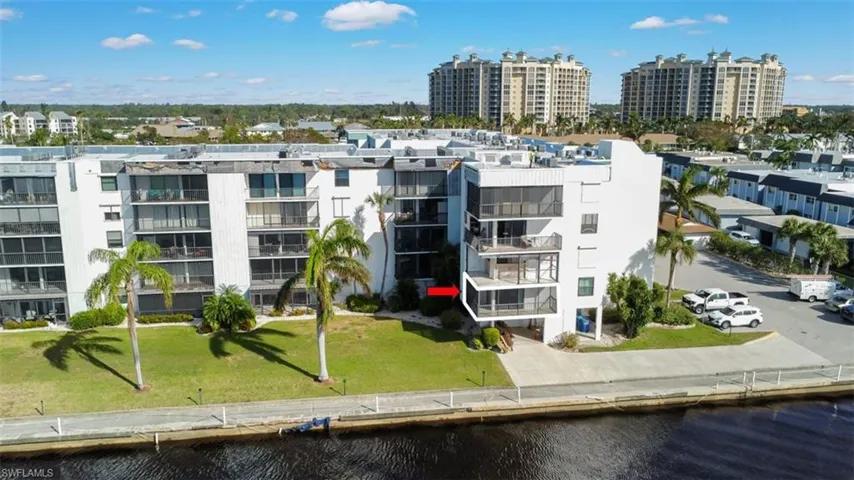 3460 N Key  DR, North Fort Myers, FL 33903