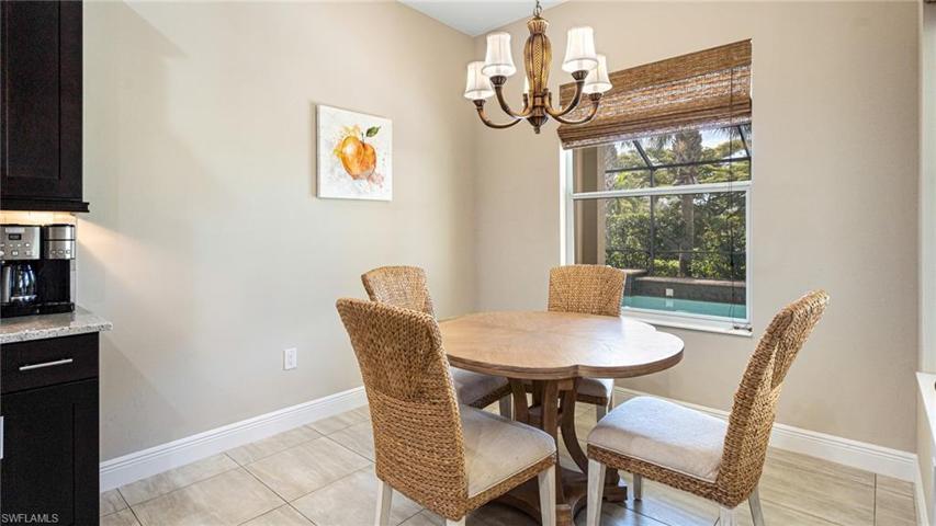 Breakfast nook