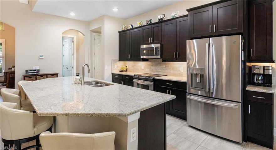 10508  Azzurra  DR, Fort Myers, FL 33913