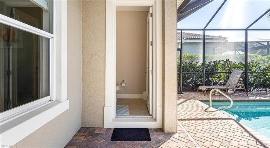 10508  Azzurra  DR, Fort Myers, FL 33913