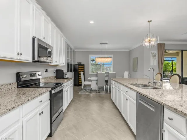 17575 Kinzie Ln, Estero, Florida 33928