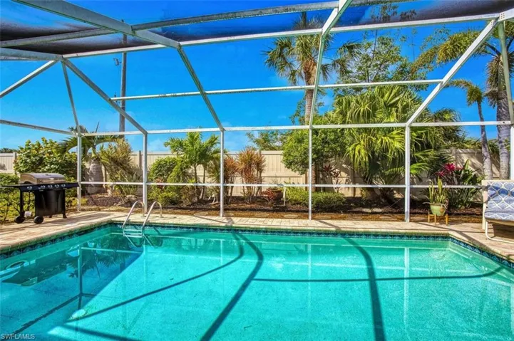 Pool-Lanai