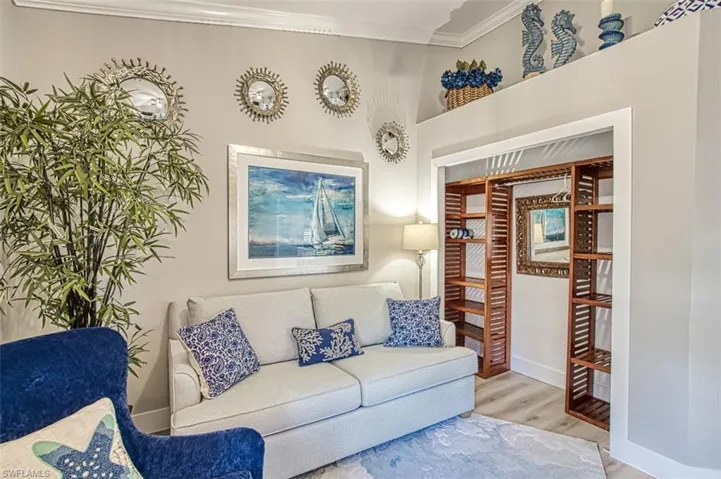 Den-Guest-1-Closet