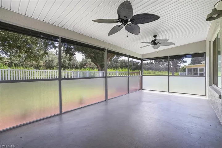 Patio with ceiling fan
