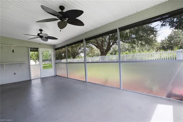 Patio with ceiling fan