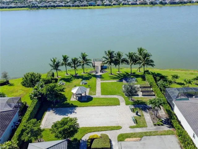 Community Fishing Pier, park, firepit, mailboxes, bathrooms
