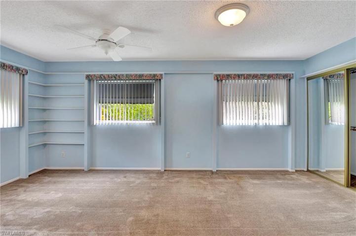 Bedroom #2 - Oversized