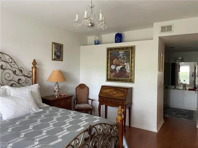 685 Windsor Sq 101, Naples, Florida 34104