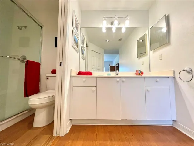 685 Windsor Sq 101, Naples, Florida 34104