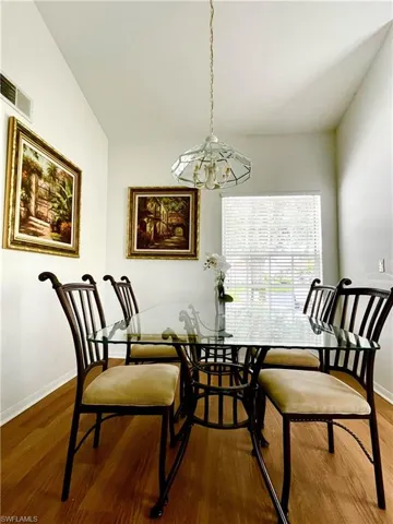 685 Windsor Sq 101, Naples, Florida 34104